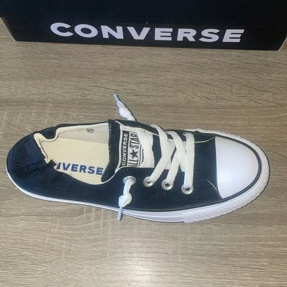 ❇️NWT❇️ CONVERSE 
SHORELINE SLIP-ONS - Picture 6 of 9